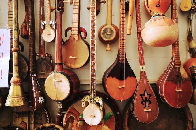 Alat Musik Melodis Paling Populer Meta Title: